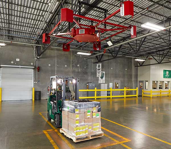 Forklift using freight Dimensioner 